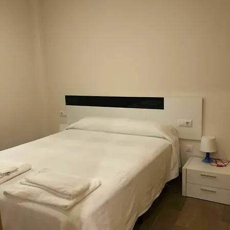Andres Πανσιόν 3*